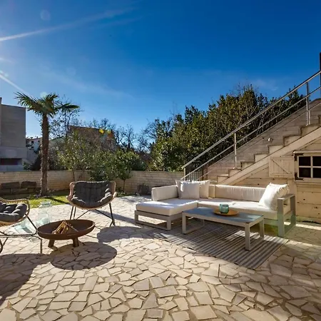 Apartman Mila شقة *